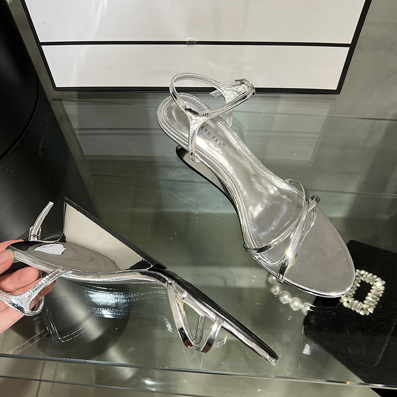 2025 Spring Summer Round Toe Backless Women's Low Heel Open Toe Sandals Simple Elegant Versatile Thin Strap Sandals - Image 5