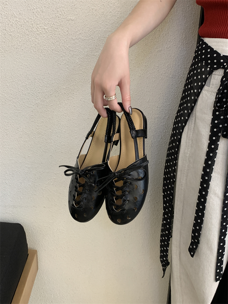 Women's Summer Low Heel Sandals 2026 New Sweet Hollow Out Roman Shoes - Image 2