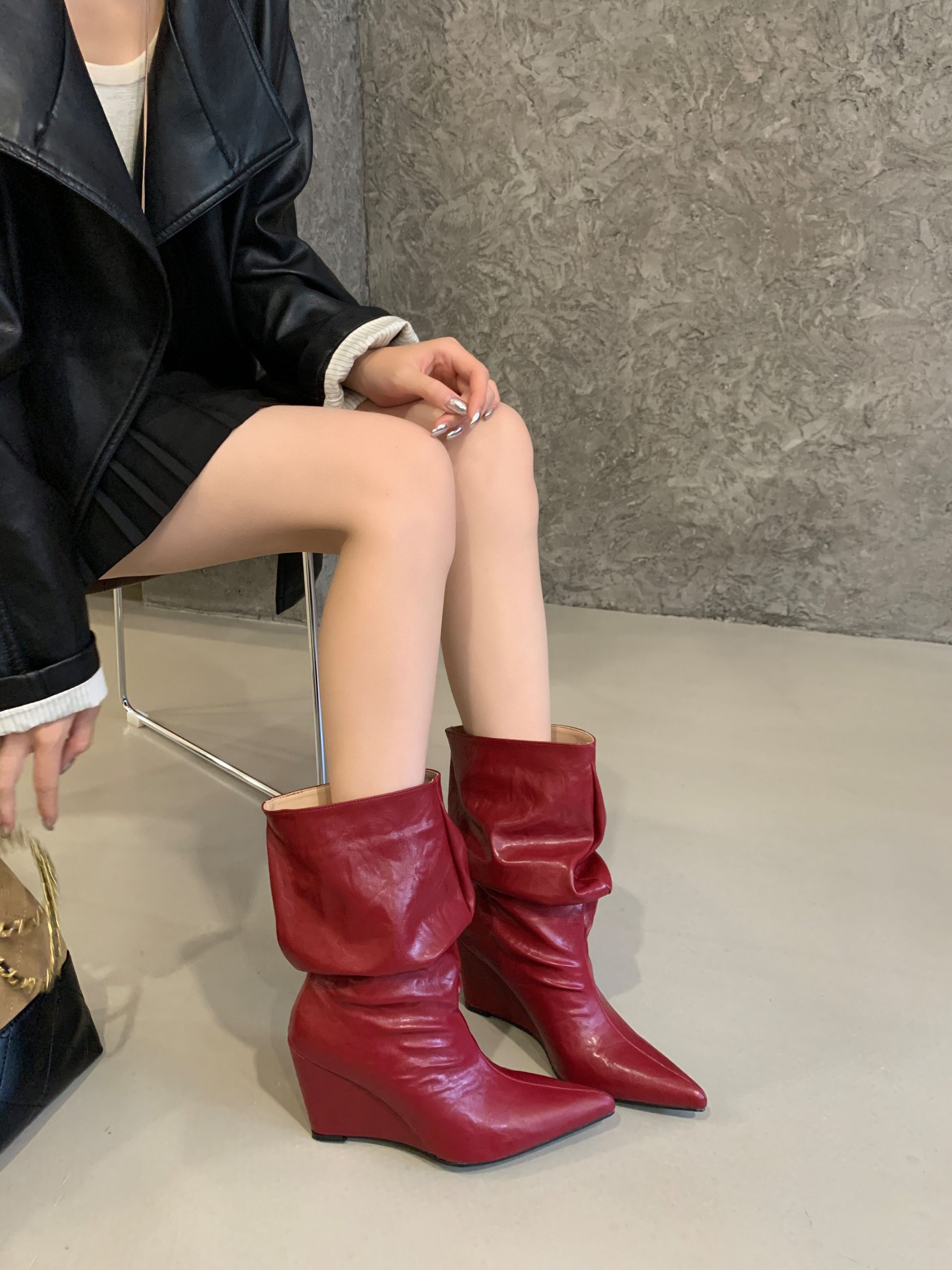 BUBUFLY 2026 New European American Style Pointed Toe Stacked Heel Short Boots Women's High Heel Fashion Boots - Image 2
